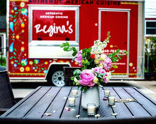Regina's Mexican Food Truck & Catering by null