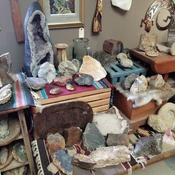 China Ranch Date Farm - Crystals for sale - Ranches Near Me - Tecopa, California