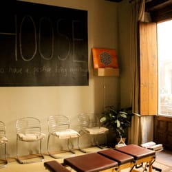 Born Chiropractic - Nuestro Consultorio