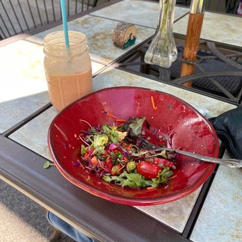 Salud Raw Food - Lunch - Juice Bars & Smoothies Near Me - Bend, Oregon