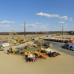 Pettit Trucks & Equipment LLC