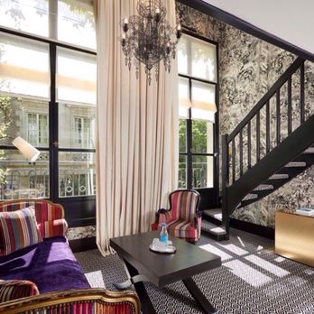 Le Pavillon de la Reine - Junior Suite #15 - Hotels Near Me - Paris, 75 Le Pavillon de la Reine - Junior Suite #15 - Hotels Near Me - Paris, 75