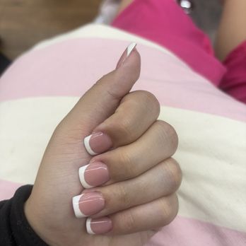 Tracy's Nail Spa - Nail Salons Near Me - El Monte, California
