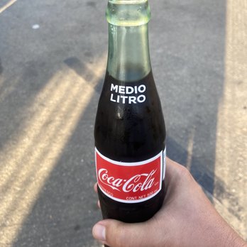 Tacos La Reyna 2 - Coke - Mexican Near Me - Oxnard, California Tacos La Reyna 2 - Coke - Mexican Near Me - Oxnard, California
