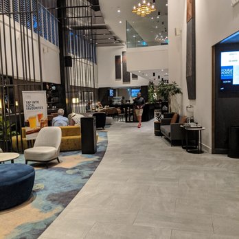 Four Points by Sheraton Auckland - Entrance lobby - Hotels Near Me - Auckland, AUK