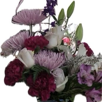 Marni's Petal Pushers - The ballon isn't in the picture. Very happy with this beautiful bouquet! - Florists Near Me - Aberdeen, Washington Marni's Petal Pushers - The ballon isn't in the picture. Very happy with this beautiful bouquet! - Florists Near Me - Aberdeen, Washington