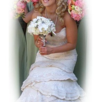 Heidi's Salon & Spa - It is always exciting to be a creative hair designer. Hair is a critical part of the special day for your wedding. Thank you to all my clien - Hair Salons Near Me - Grapevine, Texas Heidi's Salon & Spa - It is always exciting to be a creative hair designer. Hair is a critical part of the special day for your wedding. Thank you to all my clien - Hair Salons Near Me - Grapevine, Texas