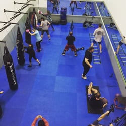 Riverside MMA - Cardio kickboxing class