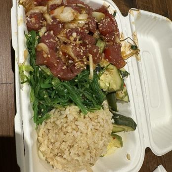 Jus' Poke - Sweet and heat with wasabi/seaweed salad and cucumbers/brown rice - Hawaiian Near Me - Redondo Beach, California Jus' Poke - Sweet and heat with wasabi/seaweed salad and cucumbers/brown rice - Hawaiian Near Me - Redondo Beach, California