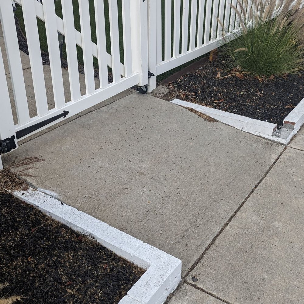 Top Tier Landscaping - a white picketed garden - Landscaping Near Me Top Tier Landscaping - a white picketed garden - Landscaping Near Me