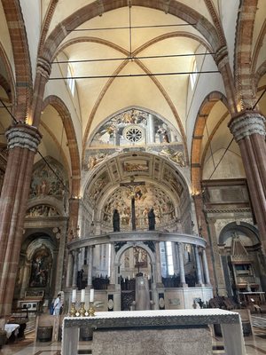 Basilica di Sant' Anastasia by null