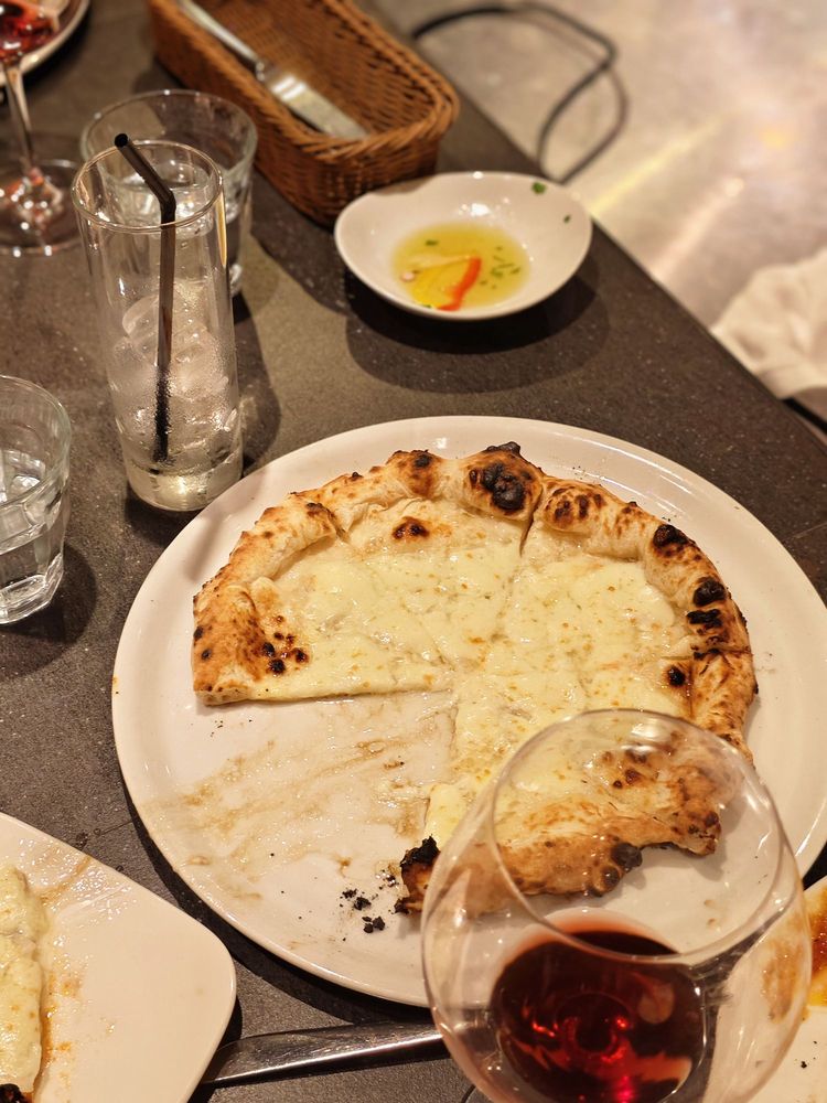 SAVOY Tomato & Cheese