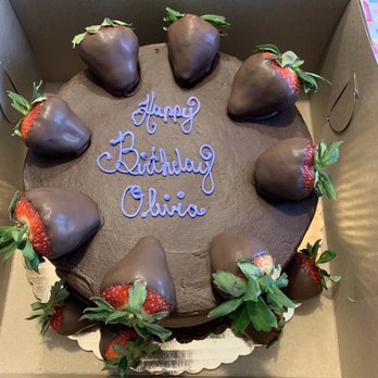 Melissa's Bakery - Strawberry cake, chocolate buttercream frosting, and chocolate covered strawberries. - Bakeries Near Me - Gulfport, Mississippi Melissa's Bakery - Strawberry cake, chocolate buttercream frosting, and chocolate covered strawberries. - Bakeries Near Me - Gulfport, Mississippi