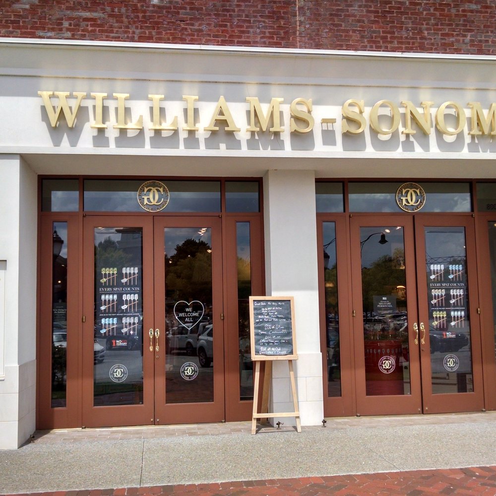 Williams-Sonoma - A familiar face! - Kitchen & Bath Near Me - Marietta, Georgia