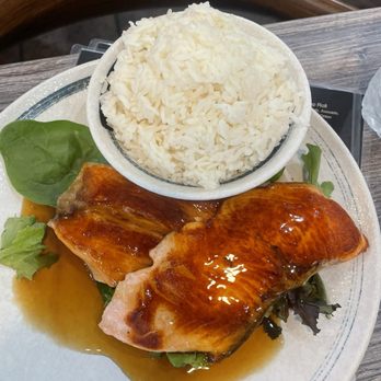 MJ Menlo Park - Salmon bento - Sushi Bars Near Me - Menlo Park, California MJ Menlo Park - Salmon bento - Sushi Bars Near Me - Menlo Park, California
