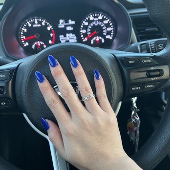 La Belle Nail Spa - 11/2/22, super nice about getting the deep blue I wanted - Nail Salons Near Me - Brea, California