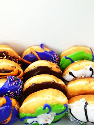 Sesame Donuts by null