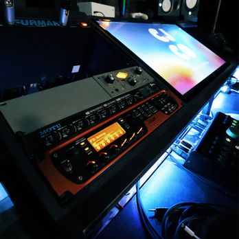 Culture Jam Co - The Hollywood Room - Outboard Gear - Recording & Rehearsal Studios Near Me - Los Angeles, California Culture Jam Co - The Hollywood Room - Outboard Gear - Recording & Rehearsal Studios Near Me - Los Angeles, California