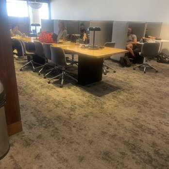 The Centurion Lounge - Airport Lounges Near Me - Phoenix, Arizona