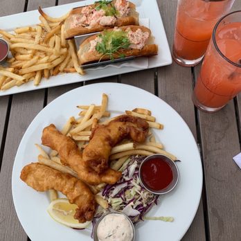 Lighthouse - lobster rolls, fish and chips & strawberry lemonade - Breakfast & Brunch Near Me - Newport Beach, California