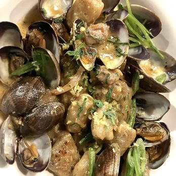 Taylor Shellfish Oyster Bar - Gnochhi with clams - Seafood Near Me - Seattle, Washington Taylor Shellfish Oyster Bar - Gnochhi with clams - Seafood Near Me - Seattle, Washington