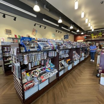Books Kinokuniya - Bookstores Near Me - Katy, Texas