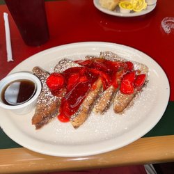 Jay Jay Cafe II - Strawberry French Toast Breakfast