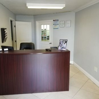 SWFL Experts Automotive - Reception area - Auto Detailing Near Me - Cape Coral, Florida SWFL Experts Automotive - Reception area - Auto Detailing Near Me - Cape Coral, Florida