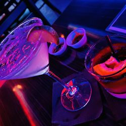 Voice Karaoke Bar & Lounge - Lemon Drop Martini and an Old Fashion