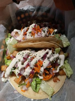 Lucky Enough Eat & Drink by null