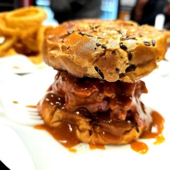 Pete's Roast Beef - Big beef - Pizza Near Me - Woburn, Massachusetts