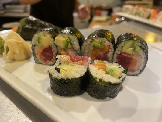 Kassai Sushi by null