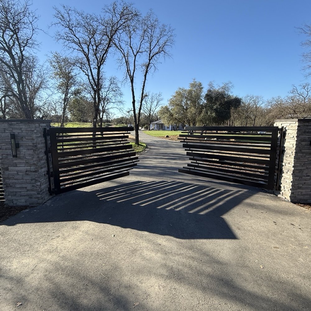 DC Controls - Fences & Gates Near Me - Loomis, California