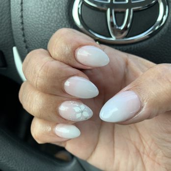 Professional Nails Salon - Almond shaped ombré by Van - Nail Salons Near Me - Carlsbad, California Professional Nails Salon - Almond shaped ombré by Van - Nail Salons Near Me - Carlsbad, California
