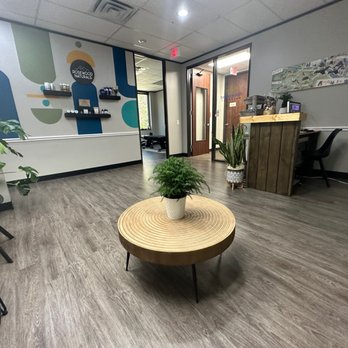 Rosewood Wellness - The Lobby - Chiropractors Near Me - Austin, Texas Rosewood Wellness - The Lobby - Chiropractors Near Me - Austin, Texas