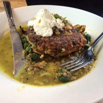 Tufnell Park Tavern - Courgette fritatta with lentils. It had all the ingredients of a great dish but sadly it was tasteless. - British Near Me - London, XGL Tufnell Park Tavern - Courgette fritatta with lentils. It had all the ingredients of a great dish but sadly it was tasteless. - British Near Me - London, XGL