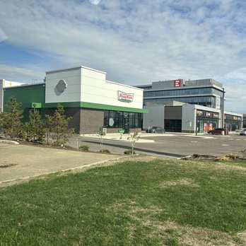 Krispy Kreme - Bakeries Near Me - Edmonton, Alberta