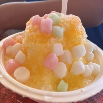 Rainbow House Shave Ice - Shave ice with mochi topping - Desserts Near Me - Kahuku, Hawaii Rainbow House Shave Ice - Shave ice with mochi topping - Desserts Near Me - Kahuku, Hawaii