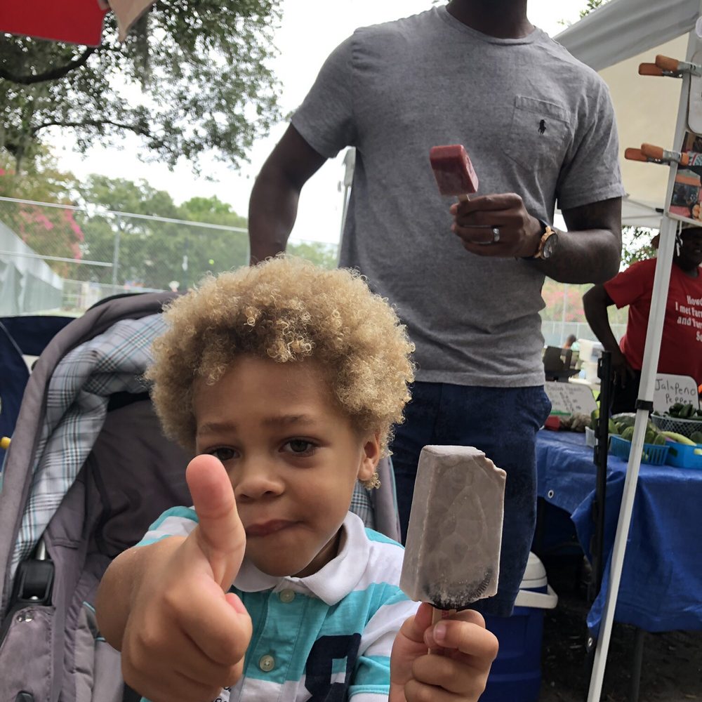 Forsyth Farmer's Market - Savannah pops get the thumbs up - Farmers Market Near Me - Savannah, Georgia Forsyth Farmer's Market - Savannah pops get the thumbs up - Farmers Market Near Me - Savannah, Georgia