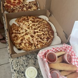 Skeeter's Pizza Barn