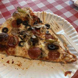 House favorite pizza House favorite pizza
