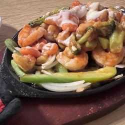 El Barco Mexican Restaurant - Shrimp fajitas