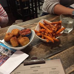The Mere Scribbler - Sweet potato fries and macaroni bites