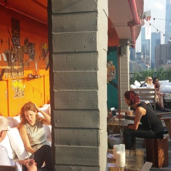 Azul Rooftop - Lounges Near Me - New York, New York