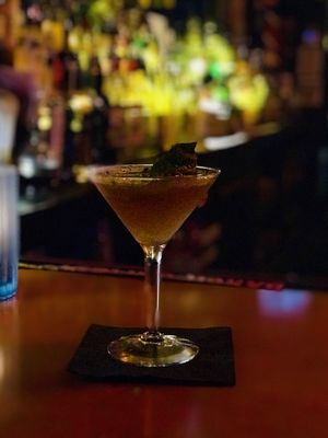 Pal's Lounge by null