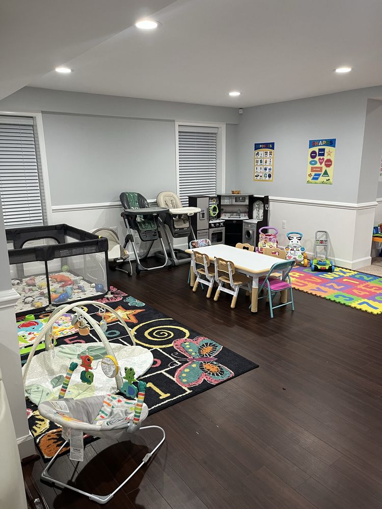 Safa Little Stars Daycare - childcare center in Herndon, VA