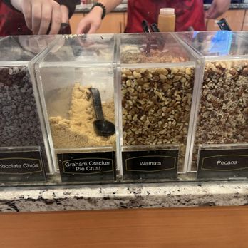 Cold Stone Creamery - Toppings - Ice Cream & Frozen Yogurt Near Me - Hanford, California Cold Stone Creamery - Toppings - Ice Cream & Frozen Yogurt Near Me - Hanford, California