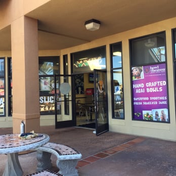 Knockout Pizzeria - Entrance. Hard to find in a busy parking lot but worth the find! - Pizza Near Me - San Diego, California Knockout Pizzeria - Entrance. Hard to find in a busy parking lot but worth the find! - Pizza Near Me - San Diego, California