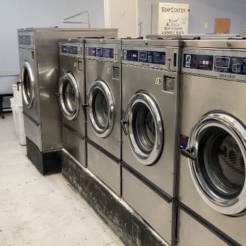 Super Suds - Nice machines large capacity - Laundromat Near Me - New Orleans, Louisiana