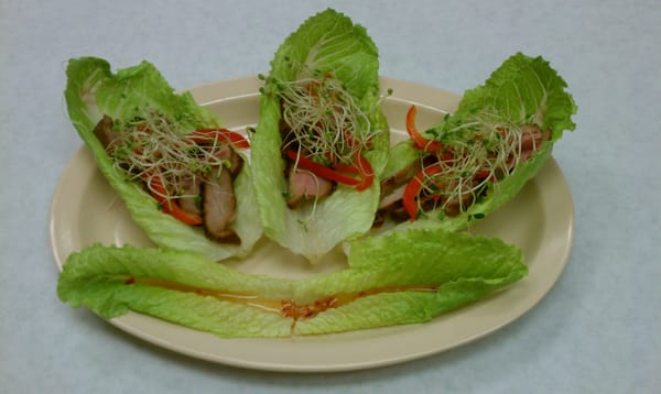 Henry's Uptown Bar by null